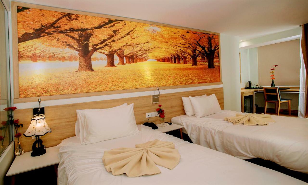 Khách sạn Royal Hpm 4*